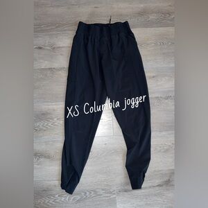 Columbia women’s black Jogger Pants